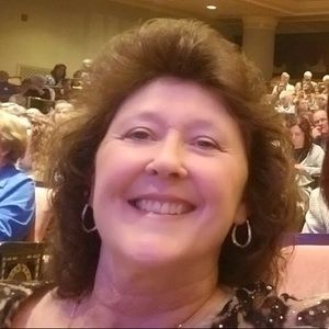 Meet your Posher, Alaina